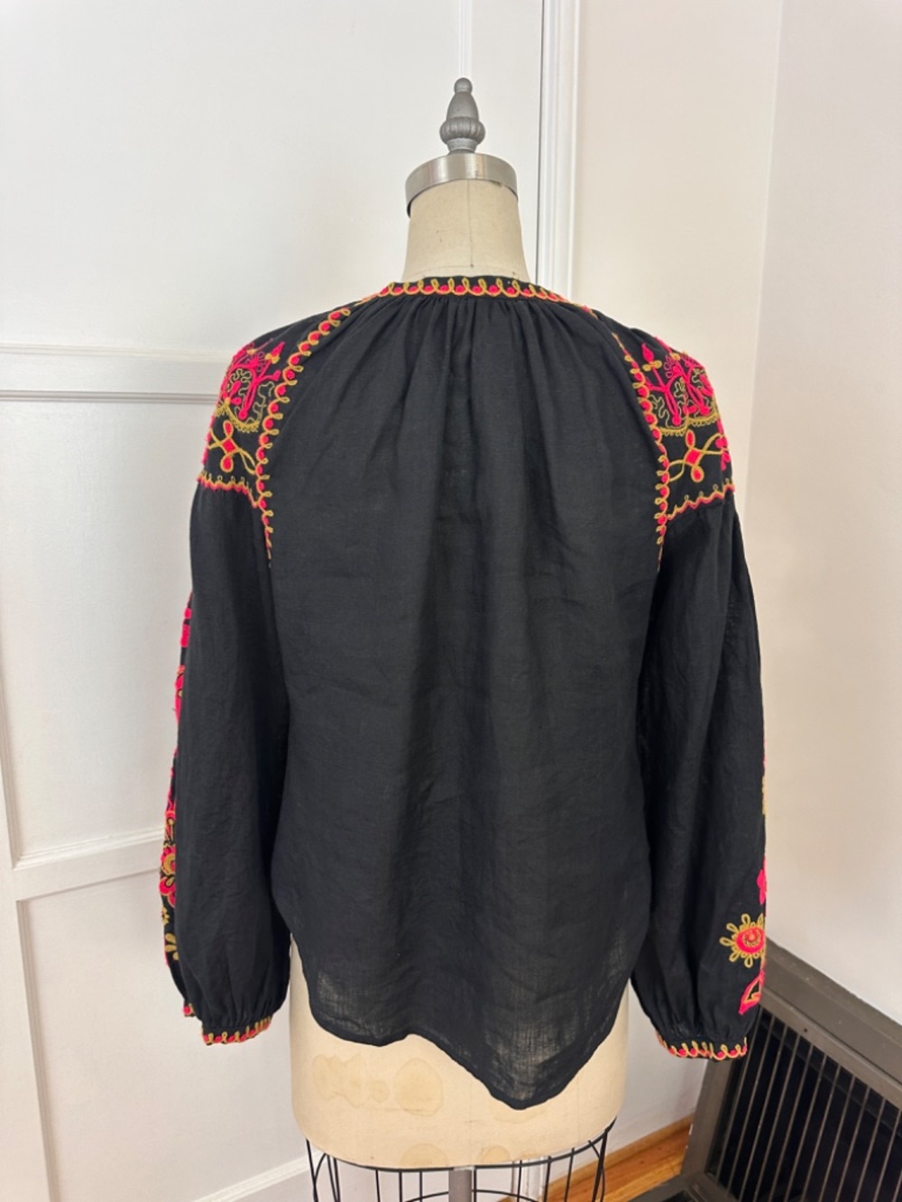 linen top handmade in ukraine - Picture 5 of 6